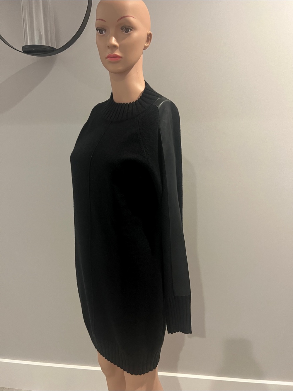Evereve Black Long-Sleeve Sweater Dress